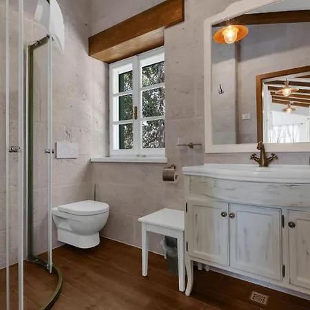 Miscic - Makarska Exklusiv Villa *